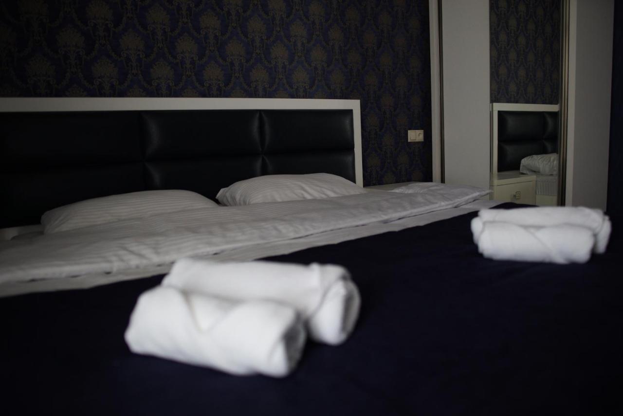 Tbilisi Sea Hotel Bagian luar foto