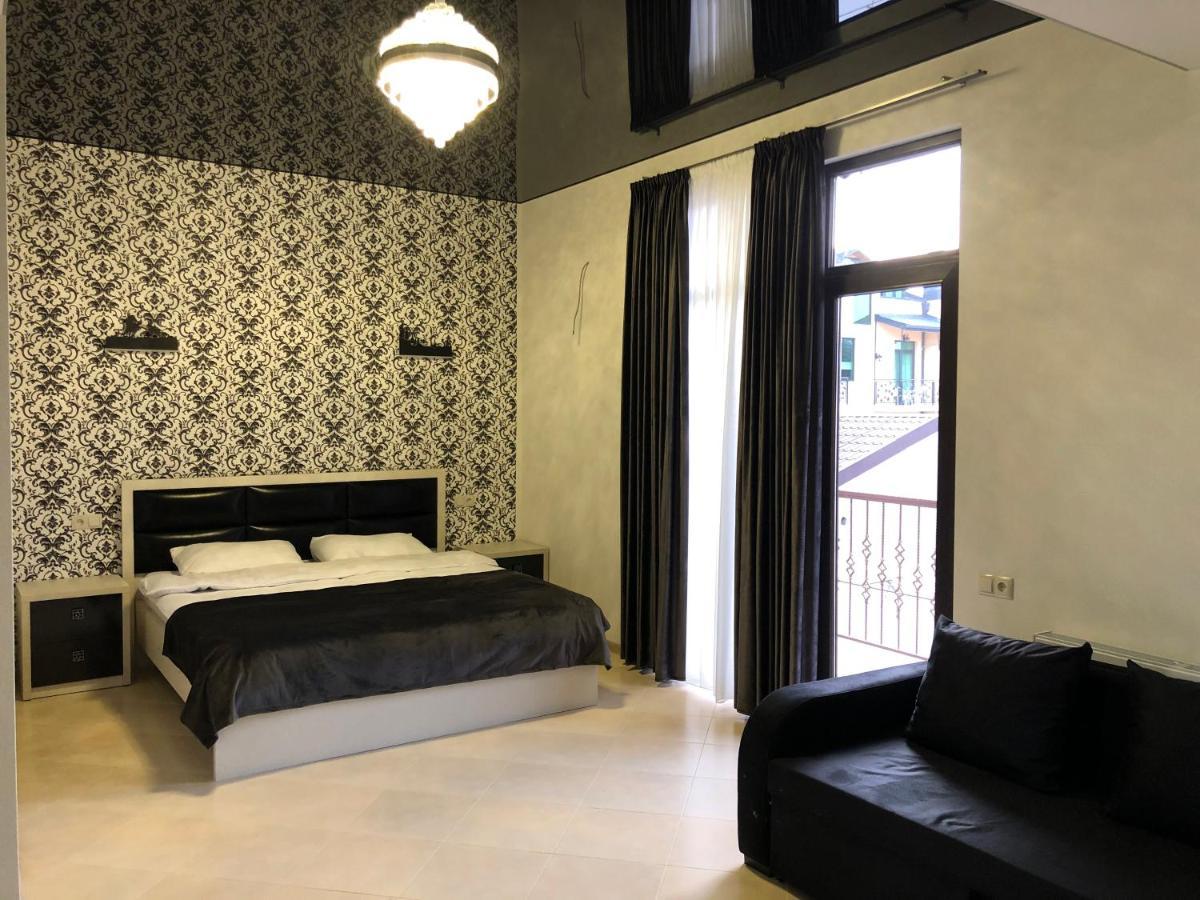 Tbilisi Sea Hotel Bagian luar foto